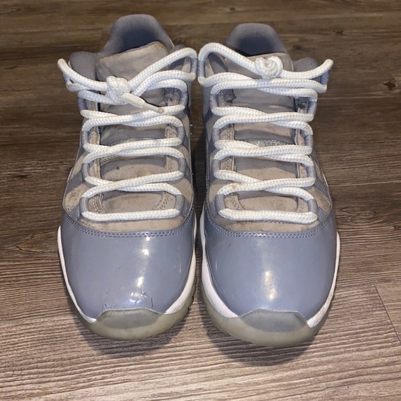 Jordan 11 Low - Picture 7 of 9